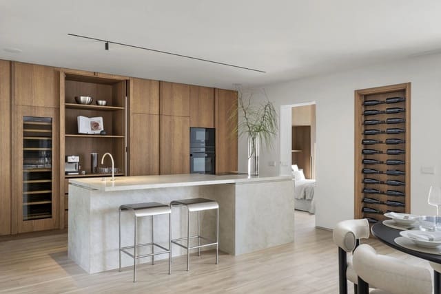 4 Zimmer Apartment zu verkaufen in Marbella mit Pool Garage - 2.250.000 € (Ref: 9616366)