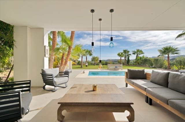 4 soveværelse Villa til salg i La Cala de Mijas, Mijas med swimmingpool garage - € 1.950.000 (Ref: 9616369)