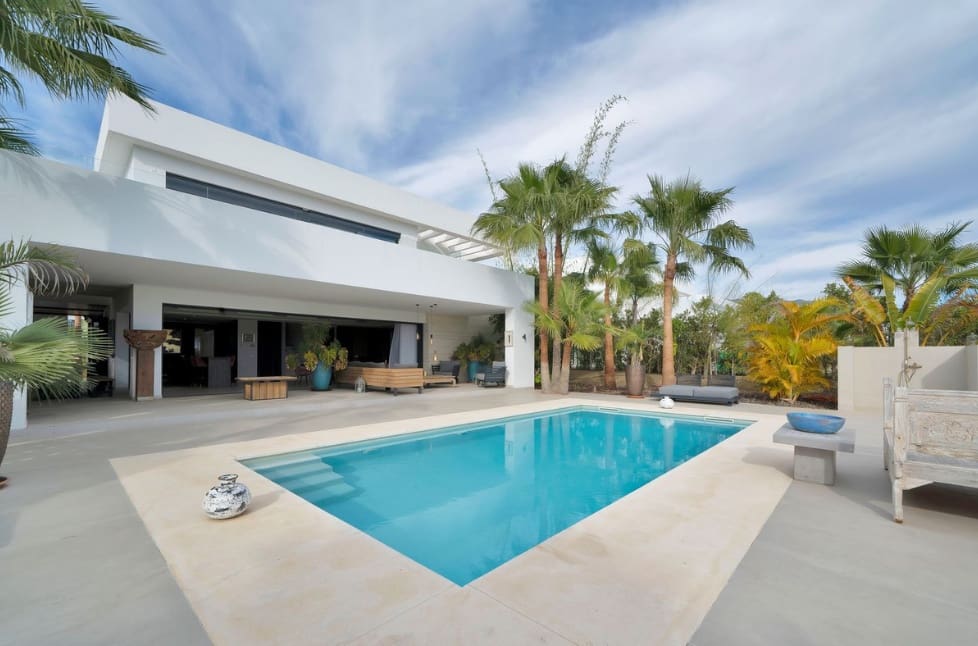 4 soverom Villa til salgs i La Cala de Mijas med svømmebasseng garasje - € 1 950 000 (Ref: 9616369)