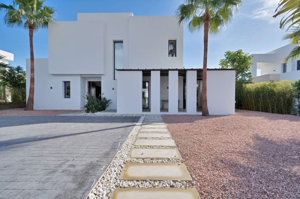4 soverom Villa til salgs i La Cala de Mijas med svømmebasseng garasje - € 1 950 000 (Ref: 9616369)