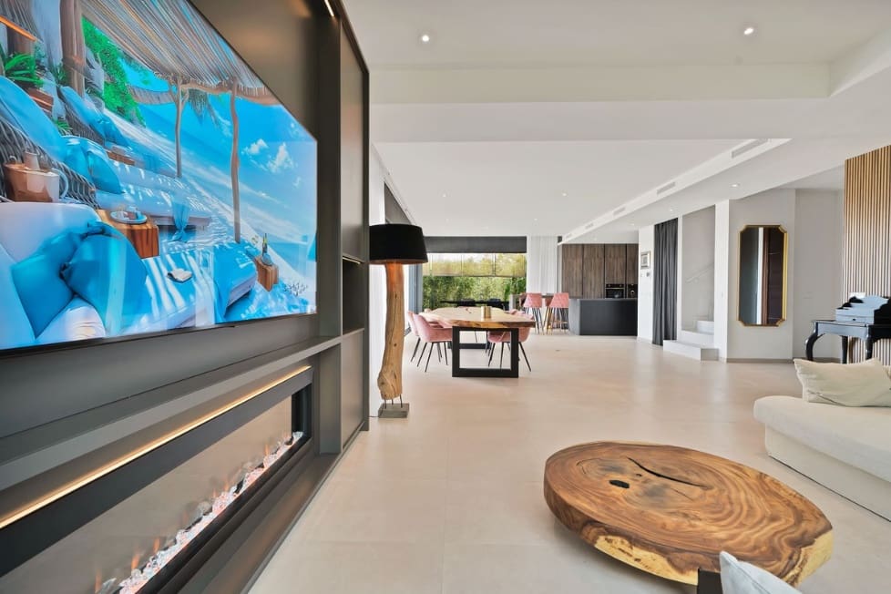 4 soverom Villa til salgs i La Cala de Mijas med svømmebasseng garasje - € 1 950 000 (Ref: 9616369)