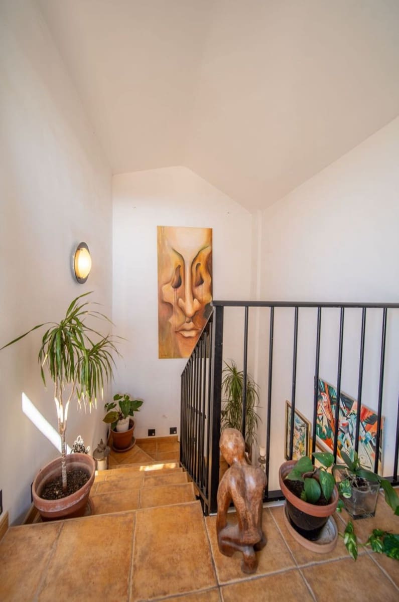 3 bedroom Villa for sale in Fuengirola with pool - € 499,000 (Ref: 9616372)