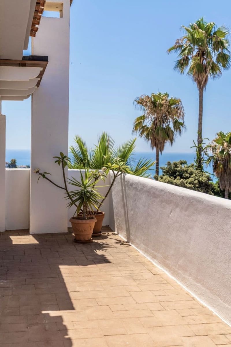 3 bedroom Villa for sale in Fuengirola with pool - € 499,000 (Ref: 9616372)