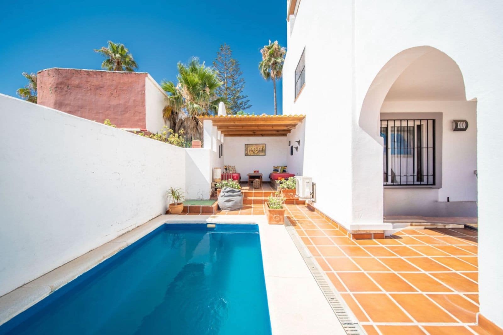 3 bedroom Villa for sale in Fuengirola with pool - € 499,000 (Ref: 9616372)