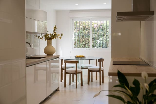 3 Zimmer Apartment zu verkaufen in Marbella mit Pool Garage - 1.195.000 € (Ref: 9616382)