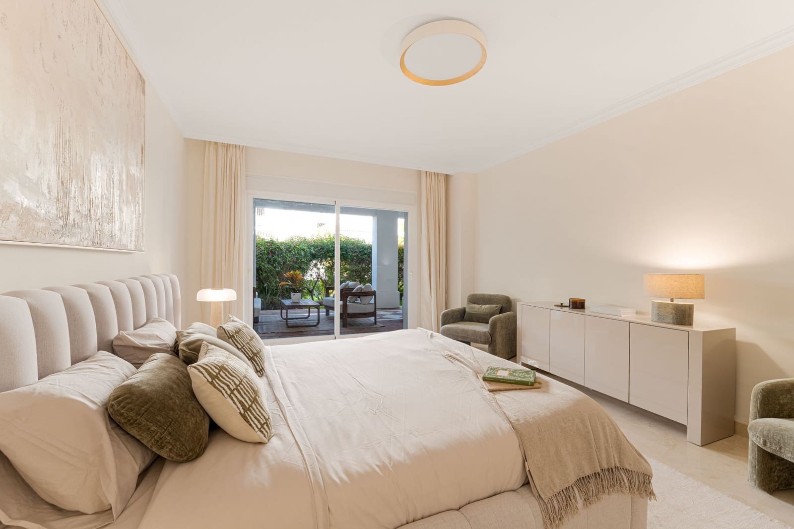 3 Zimmer Apartment zu verkaufen in Marbella mit Pool Garage - 1.195.000 € (Ref: 9616382)