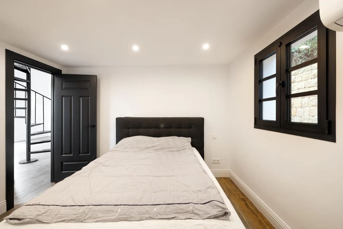 5 makuuhuone Huvila myytävänä paikassa Casares mukana uima-altaan 
autotalli - 1 550 000 € (Ref: 9616383)