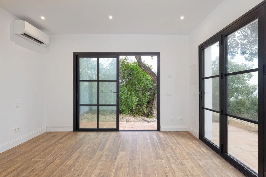 5 makuuhuone Huvila myytävänä paikassa Casares mukana uima-altaan 
autotalli - 1 550 000 € (Ref: 9616383)