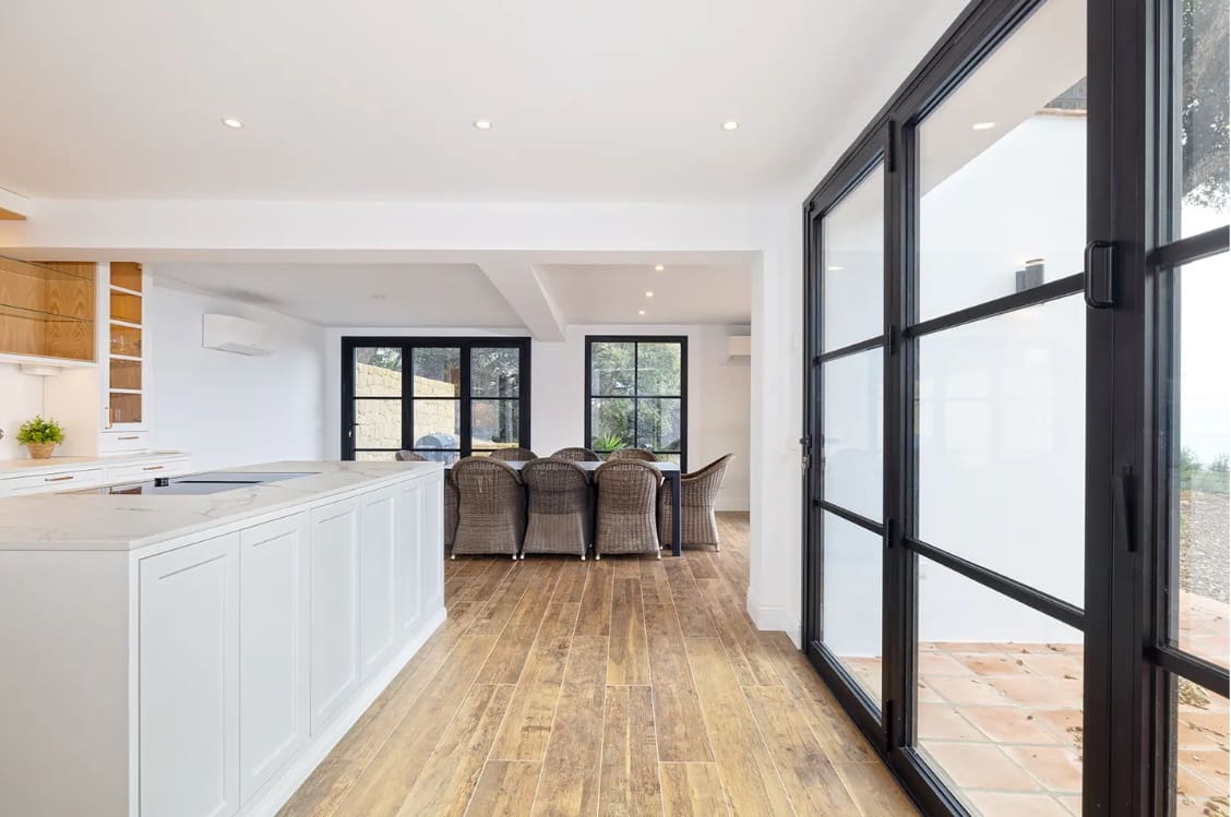 5 makuuhuone Huvila myytävänä paikassa Casares mukana uima-altaan 
autotalli - 1 550 000 € (Ref: 9616383)