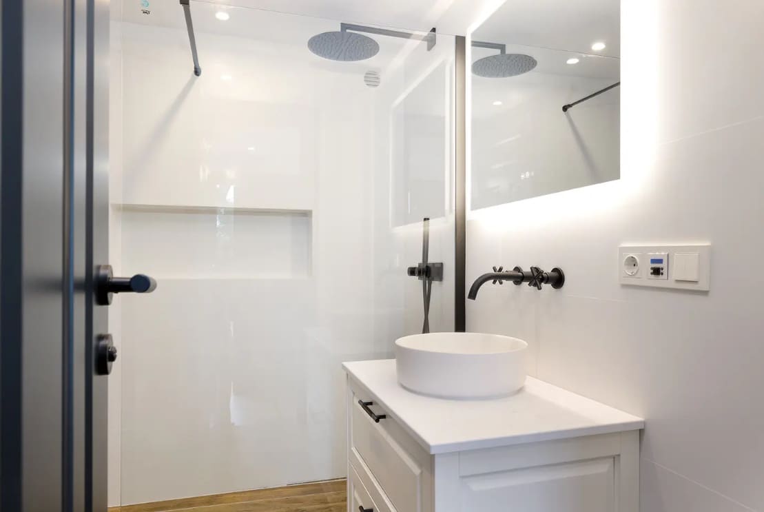5 bedroom Villa for sale in Casares with pool garage - € 1,550,000 (Ref: 9616383)