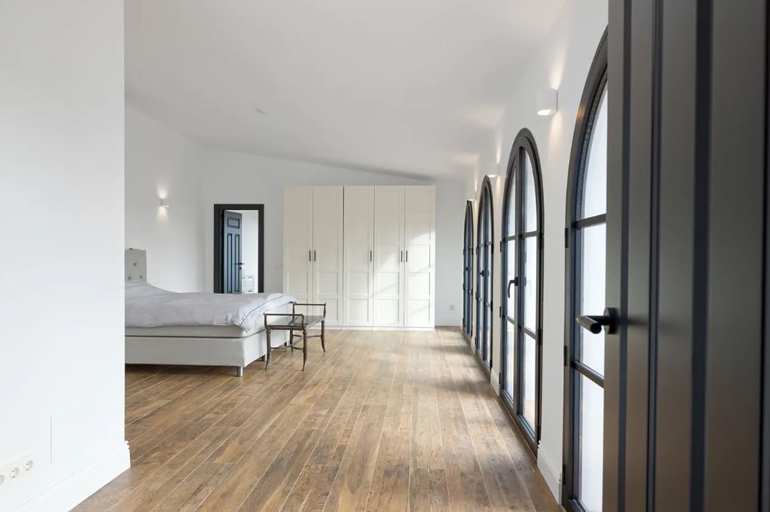5 bedroom Villa for sale in Casares with pool garage - € 1,550,000 (Ref: 9616383)