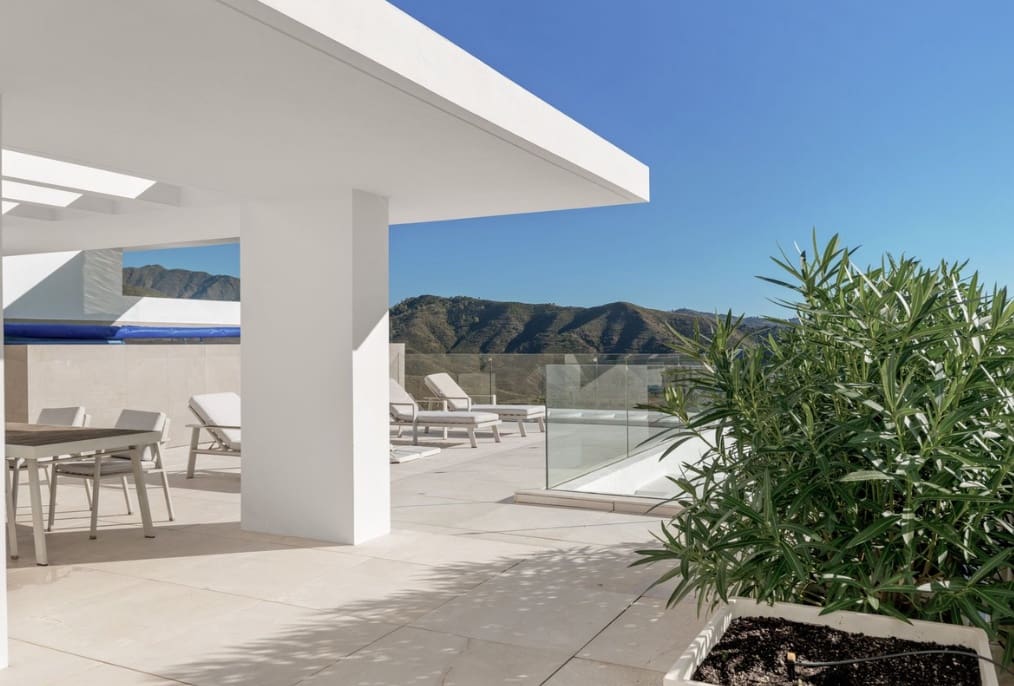 3 makuuhuone Kattohuoneisto myytävänä paikassa Marbella mukana uima-altaan 
autotalli - 1 775 000 € (Ref: 9616386)