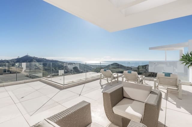 3 Zimmer Penthouse zu verkaufen in Marbella mit Pool Garage - 1.775.000 € (Ref: 9616386)
