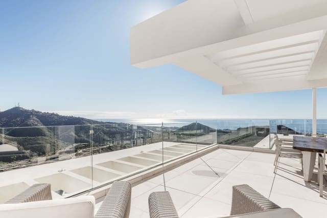 3 Zimmer Penthouse zu verkaufen in Marbella mit Pool Garage - 1.775.000 € (Ref: 9616386)