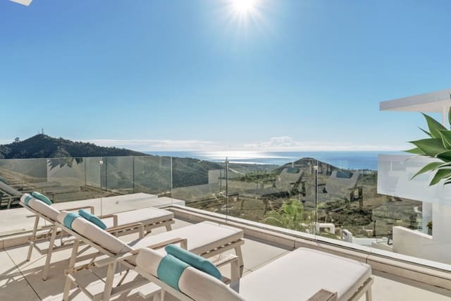 3 Zimmer Penthouse zu verkaufen in Marbella mit Pool Garage - 1.775.000 € (Ref: 9616386)