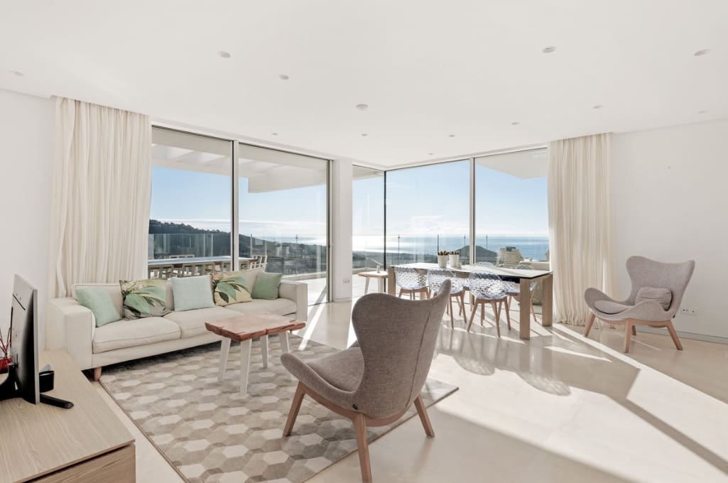 3 soverom Penthouse til salgs i Marbella med svømmebasseng garasje - € 1 775 000 (Ref: 9616386)