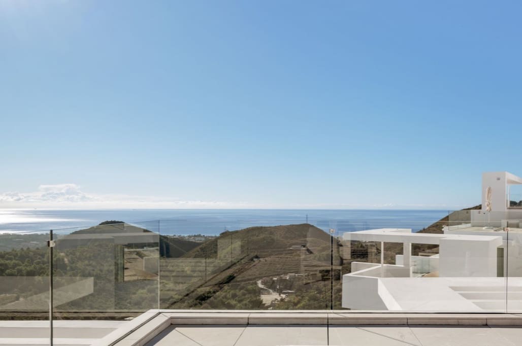 3 soverom Penthouse til salgs i Marbella med svømmebasseng garasje - € 1 775 000 (Ref: 9616386)