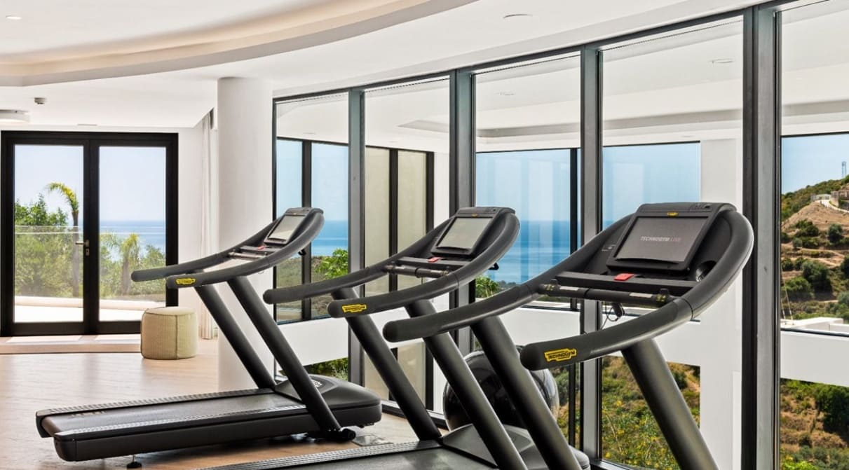 3 soverom Penthouse til salgs i Marbella med svømmebasseng garasje - € 1 775 000 (Ref: 9616386)