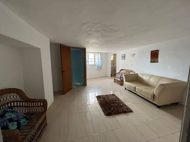 Kaupallinen myytävänä paikassa Marbella - 60 000 € (Ref: 9616388)