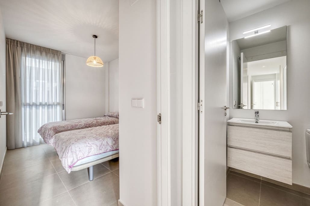 Ático de 3 habitaciones en Marbella en venta con piscina garaje - 530.000 € (Ref: 9616389)