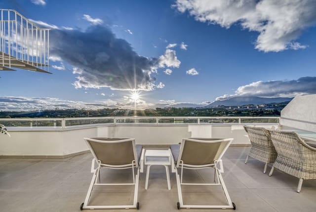 3 slaapkamer Penthouse te koop in Marbella met zwembad garage - € 485.000 (Ref: 9616389)