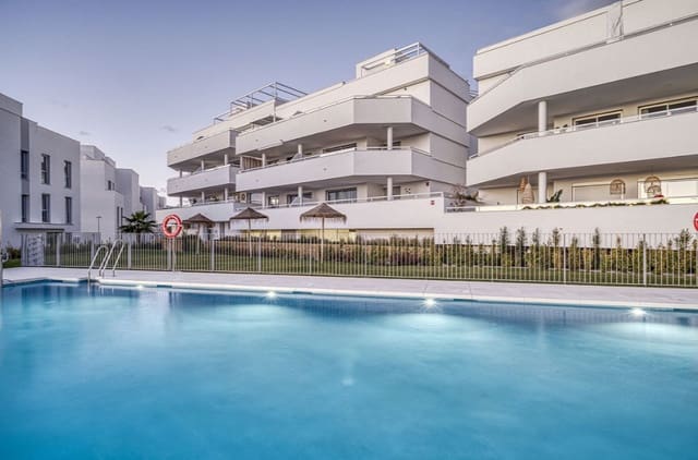 3 slaapkamer Penthouse te koop in Marbella met zwembad garage - € 485.000 (Ref: 9616389)