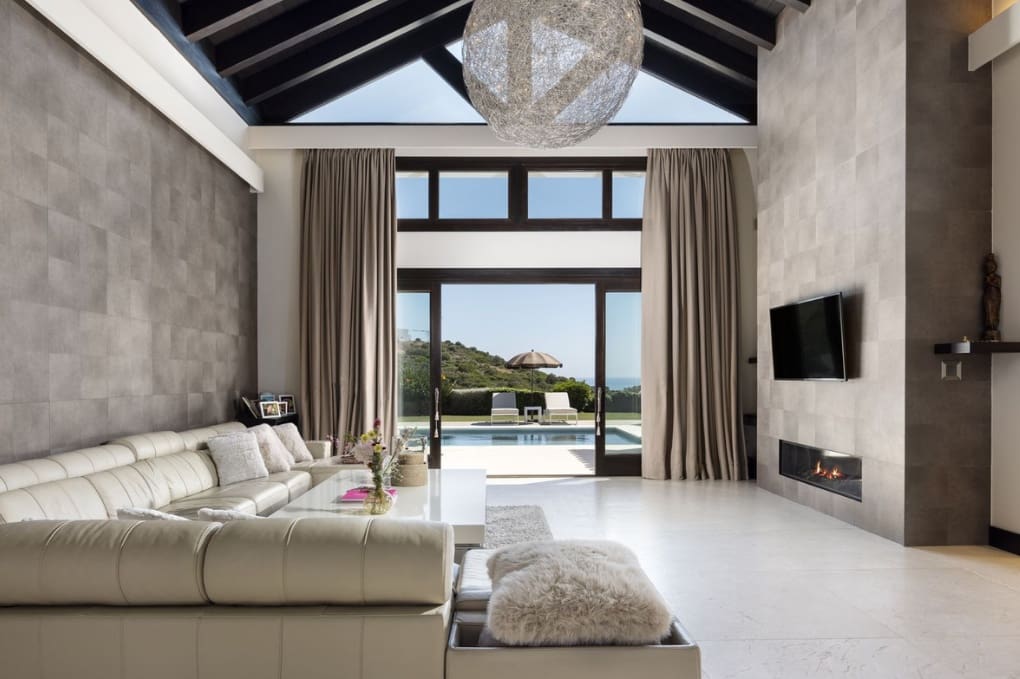 6 bedroom Villa for sale in Casares with pool garage - € 1,900,000 (Ref: 9616393)