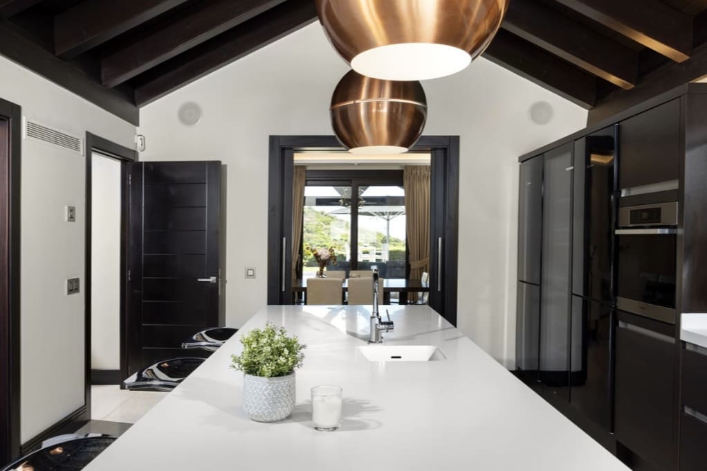 6 bedroom Villa for sale in Casares with pool garage - € 1,900,000 (Ref: 9616393)