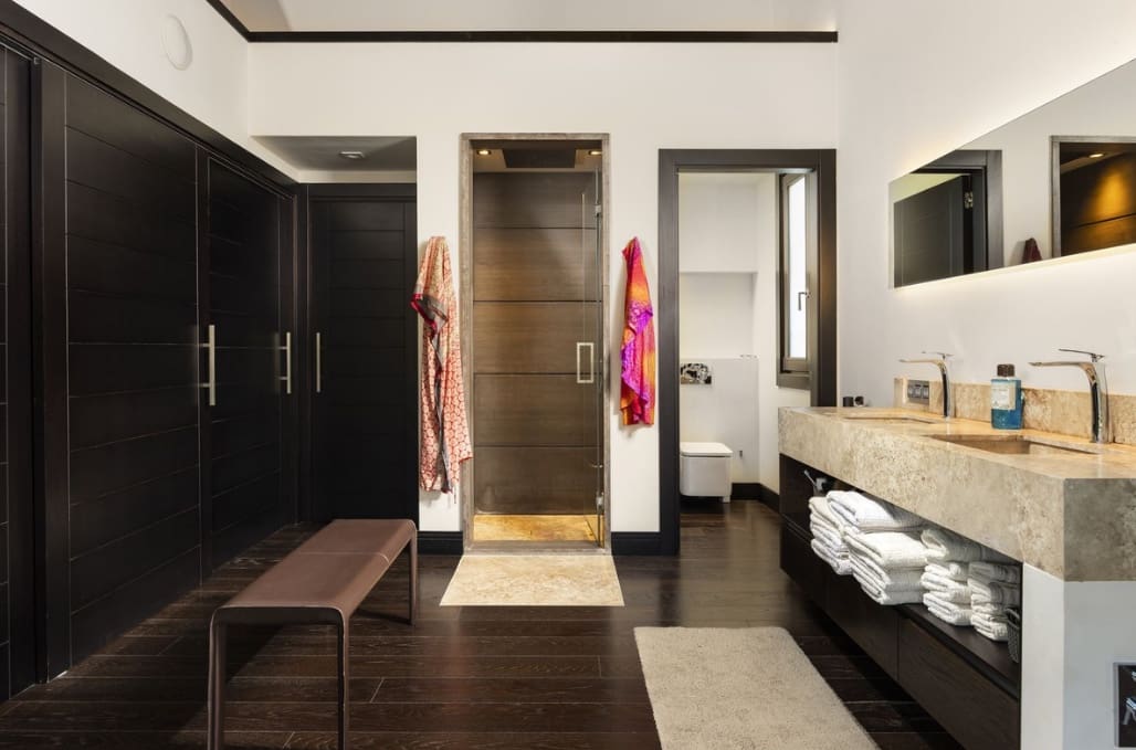 6 bedroom Villa for sale in Casares with pool garage - € 1,900,000 (Ref: 9616393)