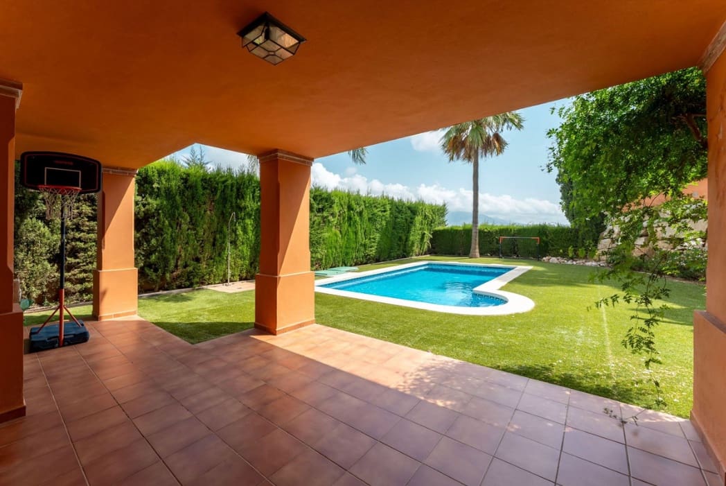 3 chambre Villa/Maison à vendre à Mijas Costa avec piscine garage - 735 000 € (Ref: 9616400)