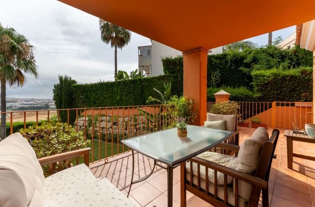 3 bedroom Villa for sale in Mijas Costa, Mijas with pool garage - € 735,000 (Ref: 9616400)