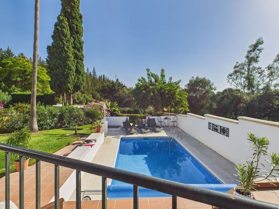 4 bedroom Villa for sale in El Padron with pool garage - € 795,000 (Ref: 9616403)