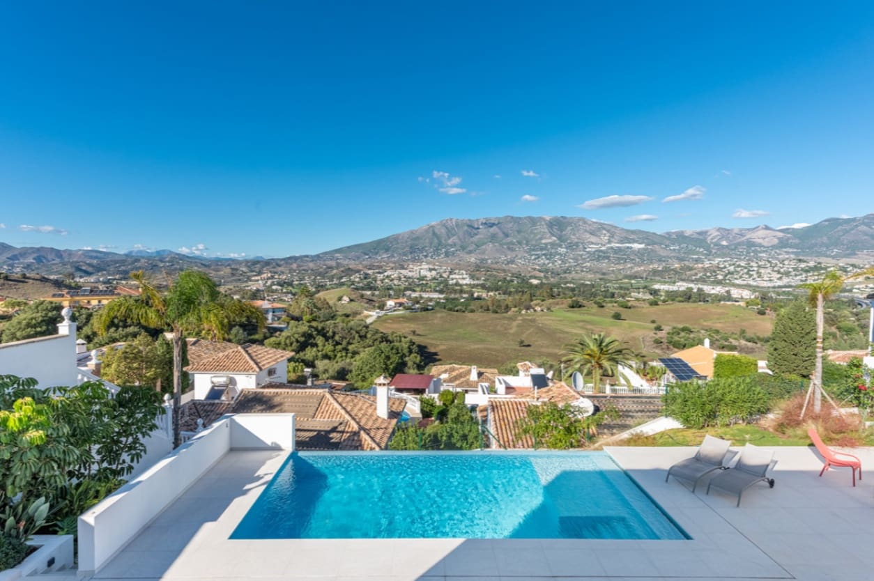3 Zimmer Villa zu verkaufen in Mijas mit Pool Garage - 1.895.000 € (Ref: 9616404)