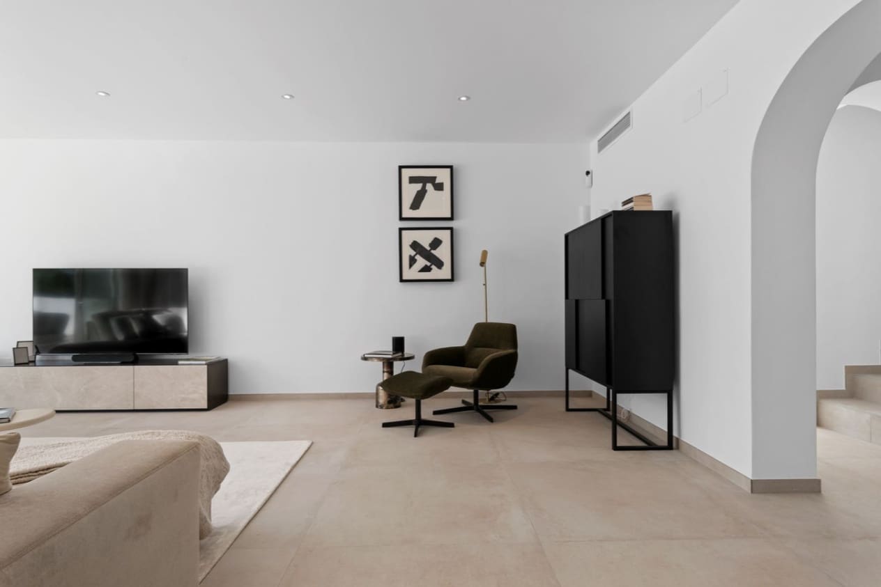 Chalet de 4 habitaciones en Bahia de Casares en venta con piscina garaje - 1.595.000 € (Ref: 9616405)