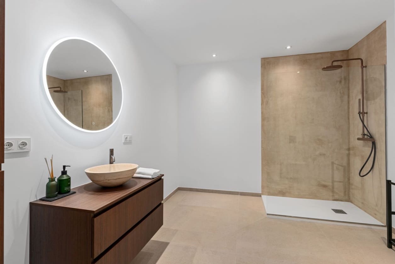 Chalet de 4 habitaciones en Bahia de Casares en venta con piscina garaje - 1.595.000 € (Ref: 9616405)