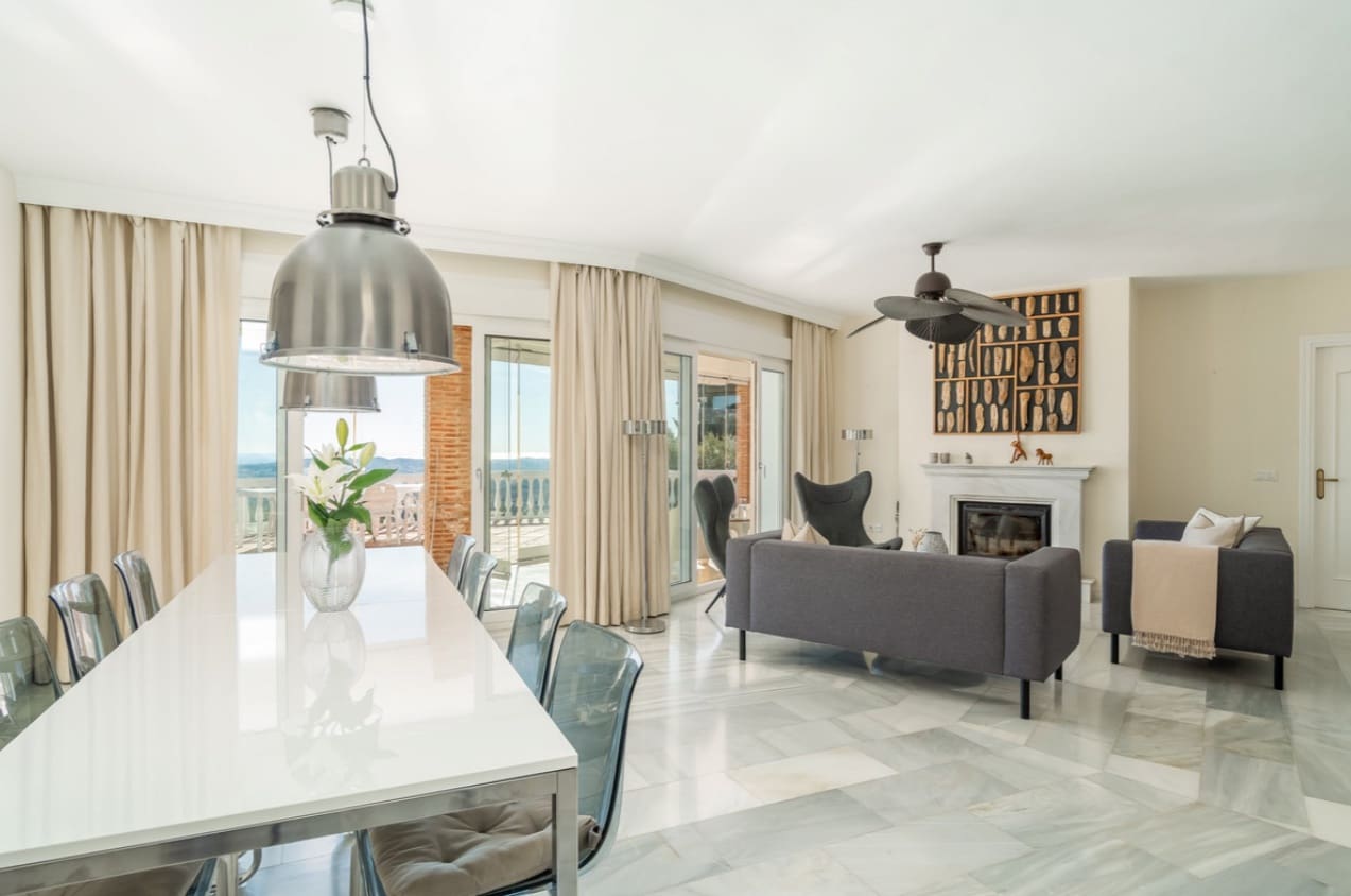 5 sovrum Villa till salu i Mijas med pool garage - 1 299 000 € (Ref: 9616406)