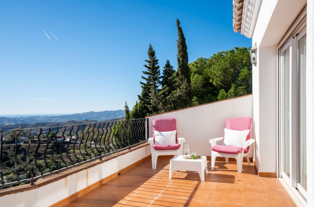 5 sovrum Villa till salu i Mijas med pool garage - 1 299 000 € (Ref: 9616406)