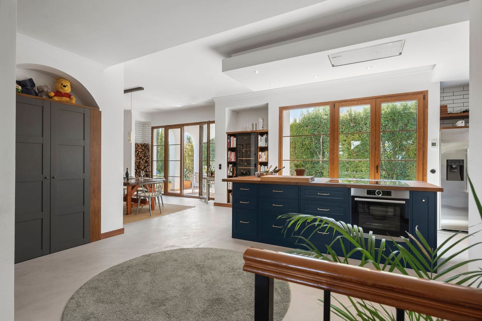 4 soveværelse Villa til salg i Estepona med swimmingpool garage - € 1.750.000 (Ref: 9616418)