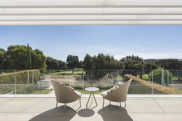5 soveværelse Villa til salg i Sotogrande, San Roque med swimmingpool garage - € 1.495.000 (Ref: 9616420)