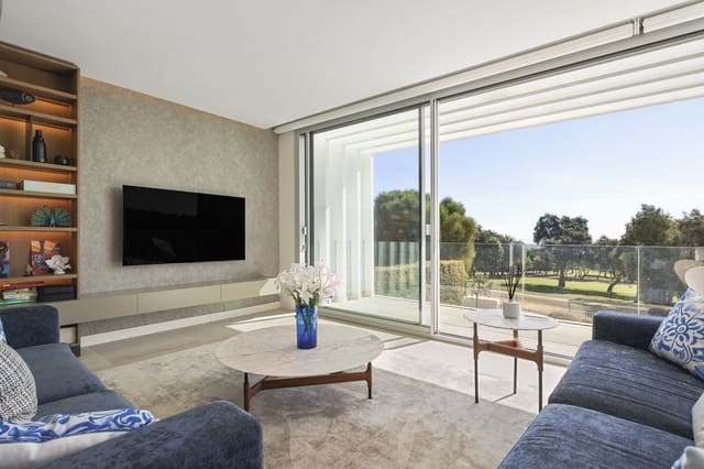 5 soveværelse Villa til salg i Sotogrande, San Roque med swimmingpool garage - € 1.495.000 (Ref: 9616420)
