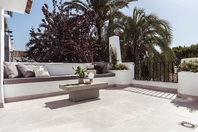 3 soveværelse Penthouse til salg i Marbella med garage - € 1.095.000 (Ref: 9616422)