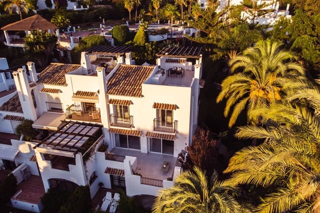 3 soveværelse Penthouse til salg i Marbella med garage - € 1.095.000 (Ref: 9616422)