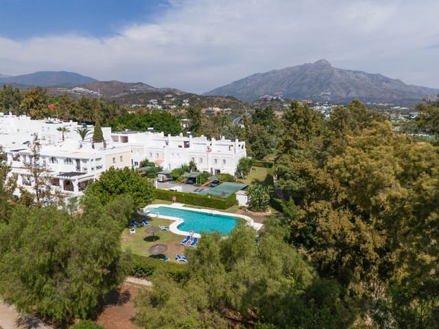 2 Zimmer Doppelhaus zu verkaufen in Benahavís mit Pool Garage - 1.750.000 € (Ref: 9616423)