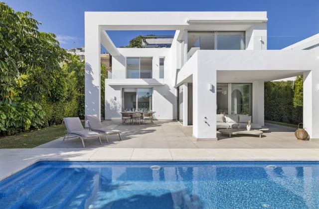 3 soveværelse Villa til salg i Mijas med swimmingpool garage - € 1.400.000 (Ref: 9616425)