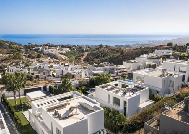 3 soveværelse Villa til salg i Mijas med swimmingpool garage - € 1.400.000 (Ref: 9616425)