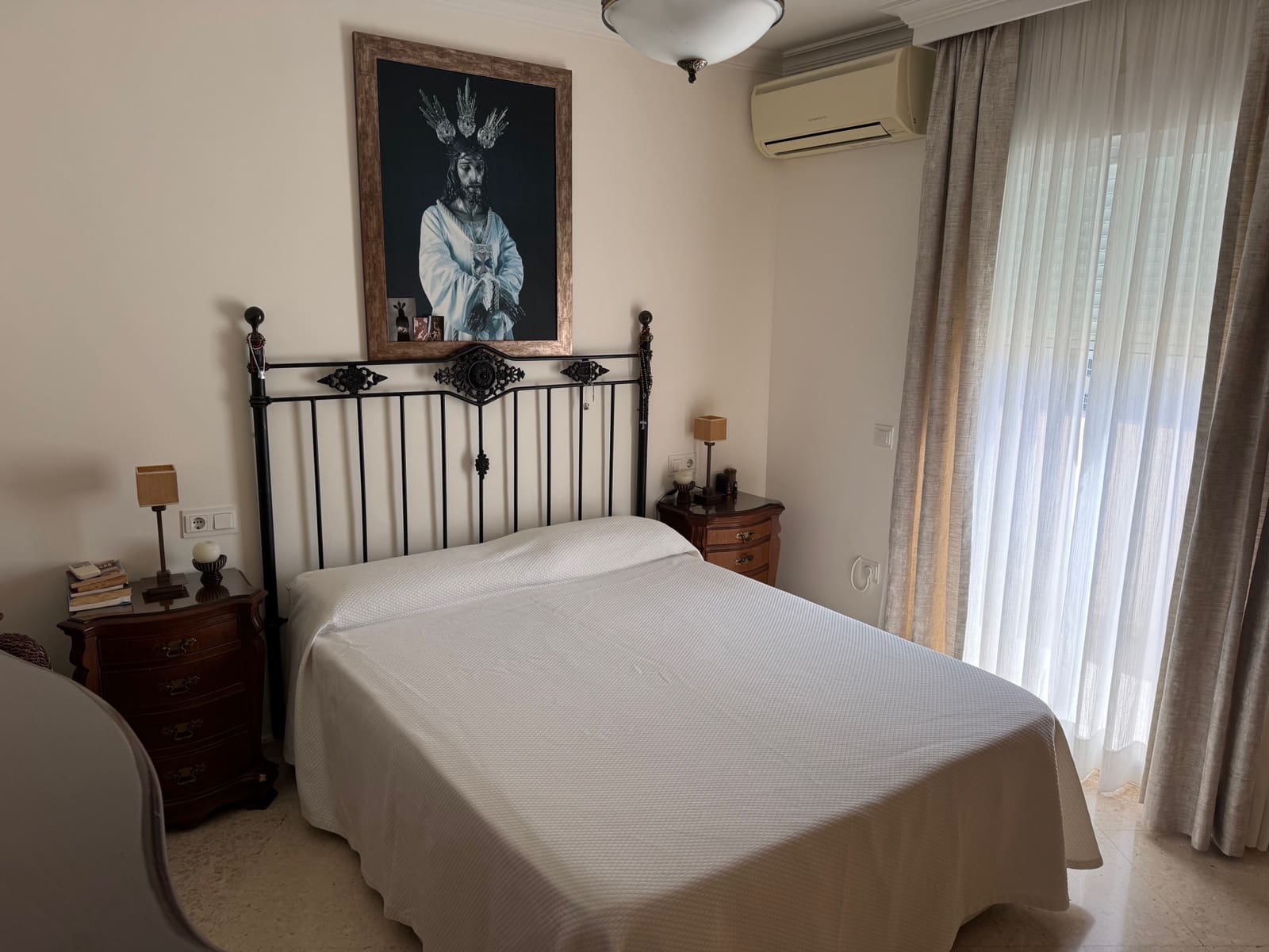 4 quarto Penthouse para venda em Estepona com piscina garagem - 710 000 € (Ref: 9616427)
