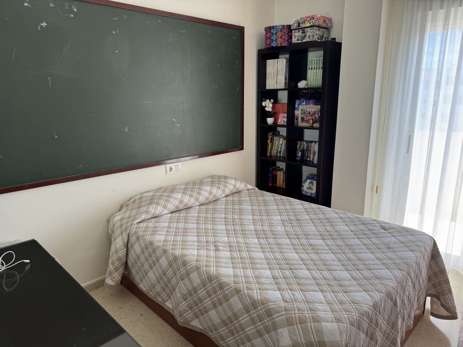 4 quarto Penthouse para venda em Estepona com piscina garagem - 710 000 € (Ref: 9616427)