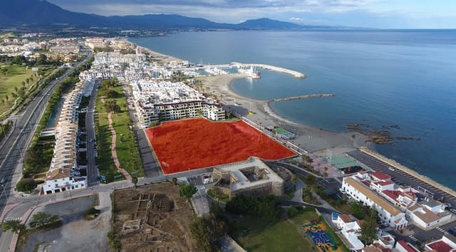 3 Zimmer Apartment zu verkaufen in Manilva mit Pool Garage - 590.000 € (Ref: 9616431)