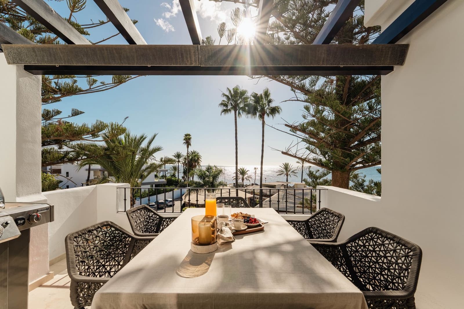 3 soverom Penthouse til salgs i Marbella med svømmebasseng garasje - € 2 495 000 (Ref: 9616435)