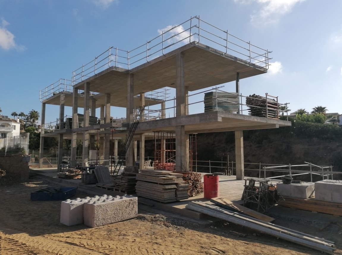 4 chambre Villa/Maison à vendre à Marbella avec piscine garage - 1 675 000 € (Ref: 9616437)